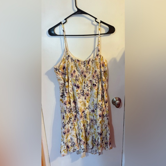 Old Navy Floral Spaghetti Strap Dress - Picture 2 of 3